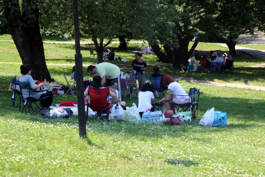 Gölcükte ziyaretçi manzarası pes dedirtti