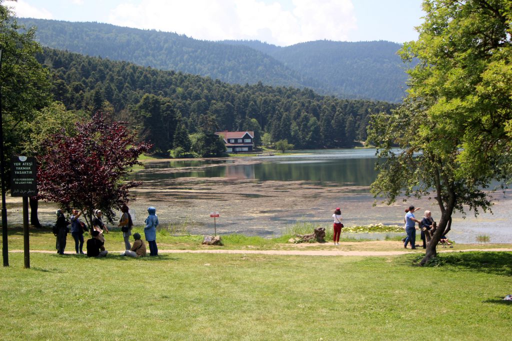 Gölcükte ziyaretçi manzarası pes dedirtti