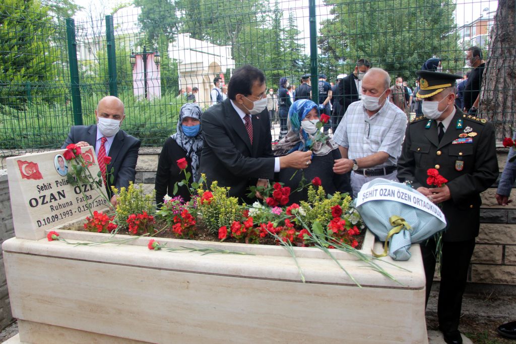 UNUTMADIK, UNUTAMAYIZ