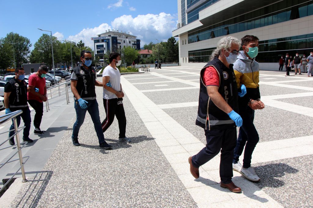 Zehir tacirlerinin kâbusu oldu