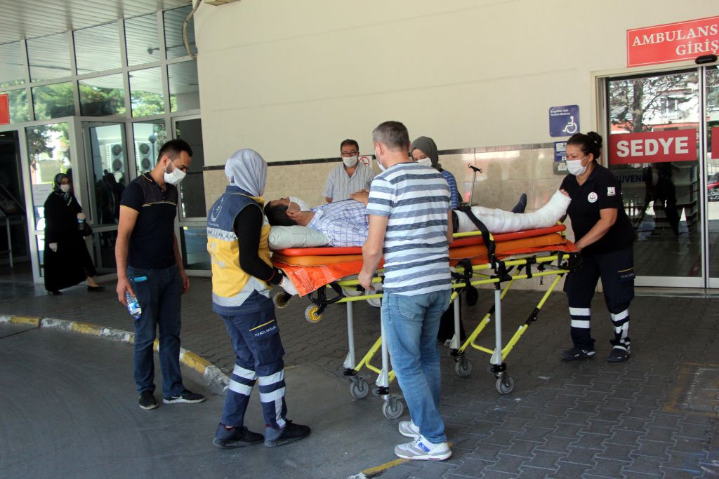 Acemi kasaplar yine acilleri doldurdu