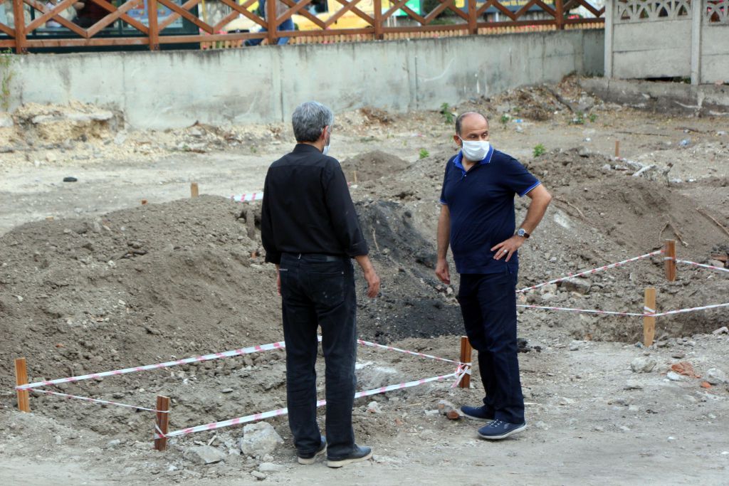 Tarih yeniden ayağa kalkıyor