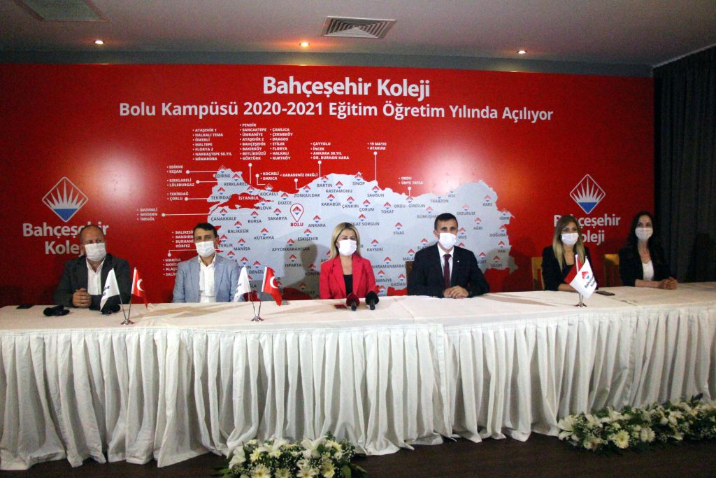 Biz geleceği yetiştiriyoruz