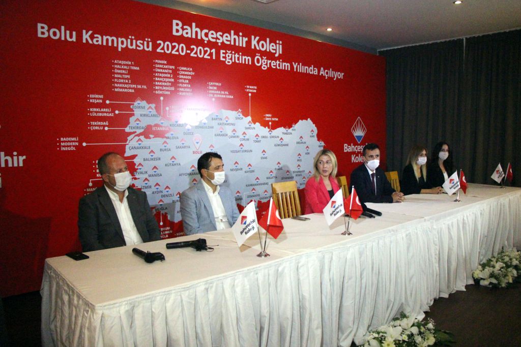 Biz geleceği yetiştiriyoruz