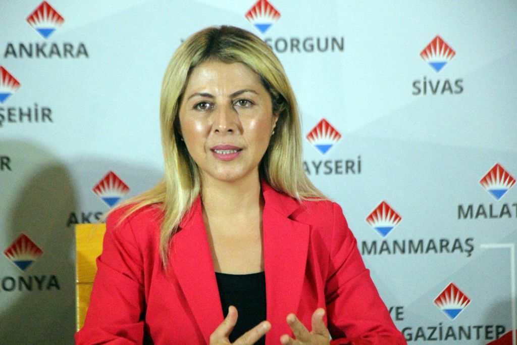 Biz geleceği yetiştiriyoruz