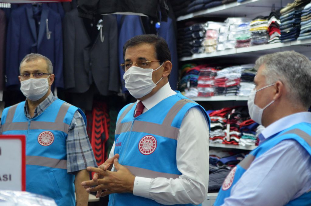 Karantinaya uymayan yurda alınacak