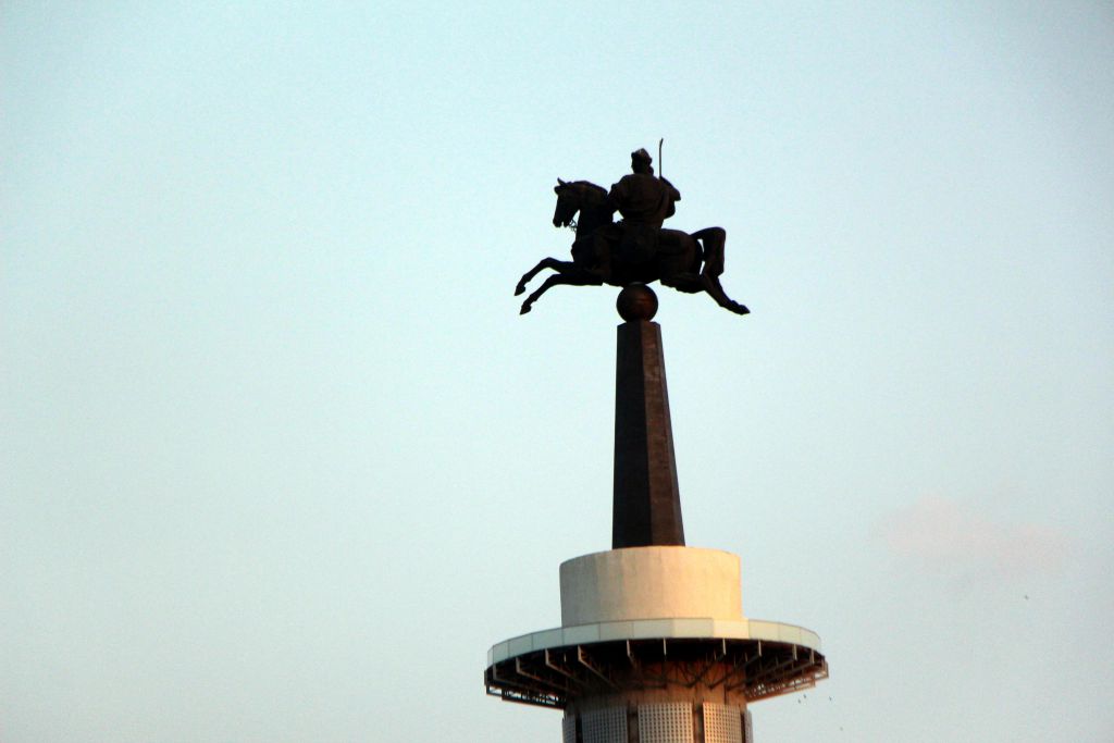 Yarım kalan park, millet bahçesi olacak