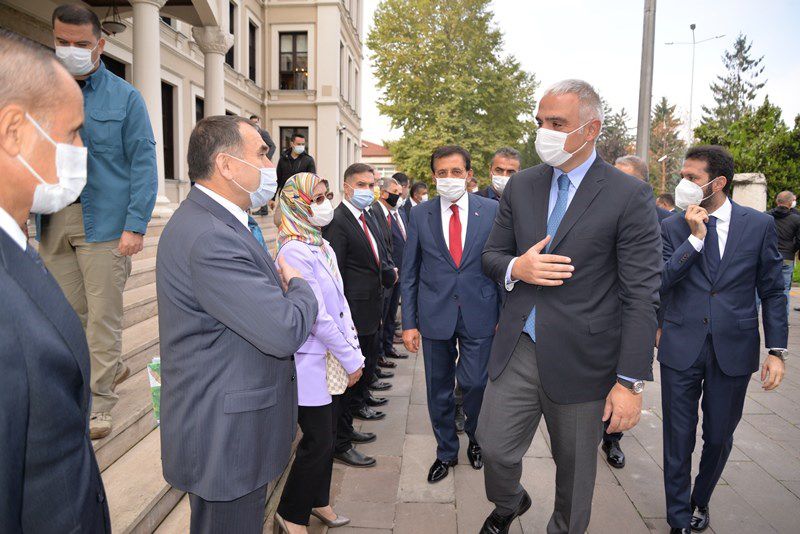 Turizm Bakanı Ersoy Bolu'yu havadan inceledi