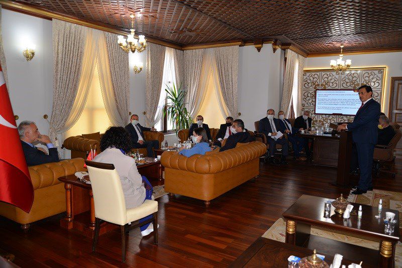 Turizm Bakanı Ersoy Bolu'yu havadan inceledi