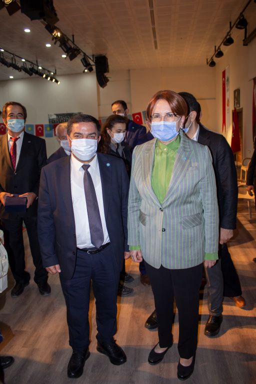 Türkiye gerçeğini sarayın gözüne sokacağız