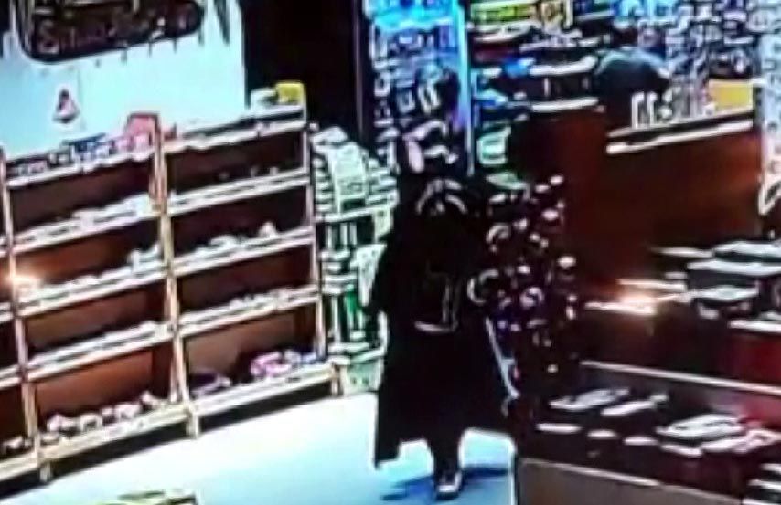 Tuvalette doğurduğu bebeği çöpe atmıştı