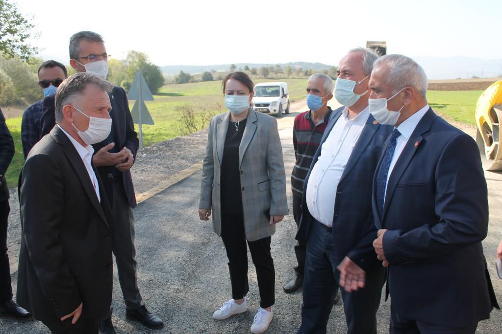 Yol çalışması tüm hızıyla sürüyor