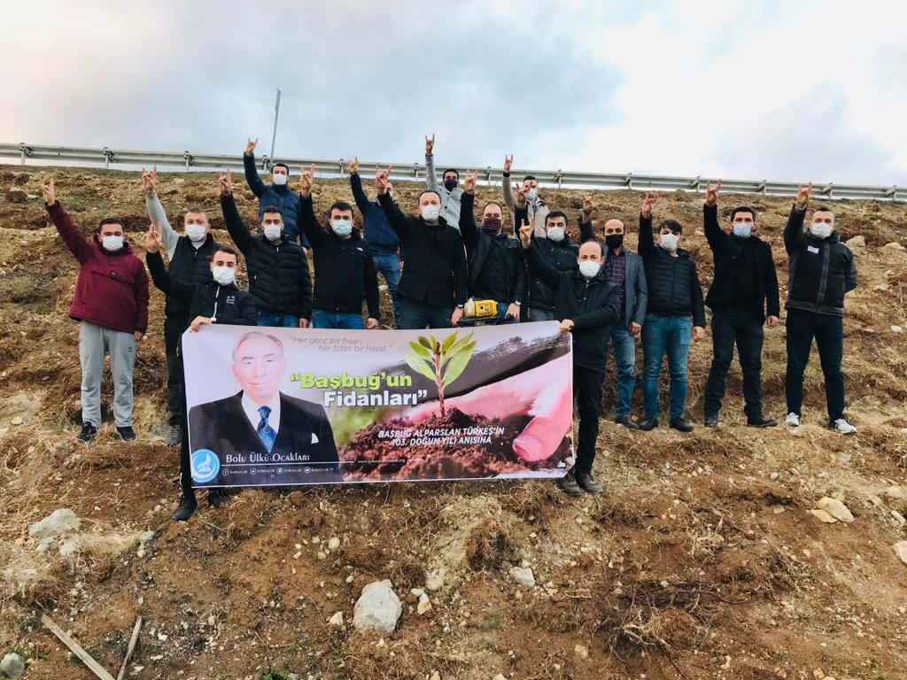 Başbuğ'un fidanları toprakla  buluştu