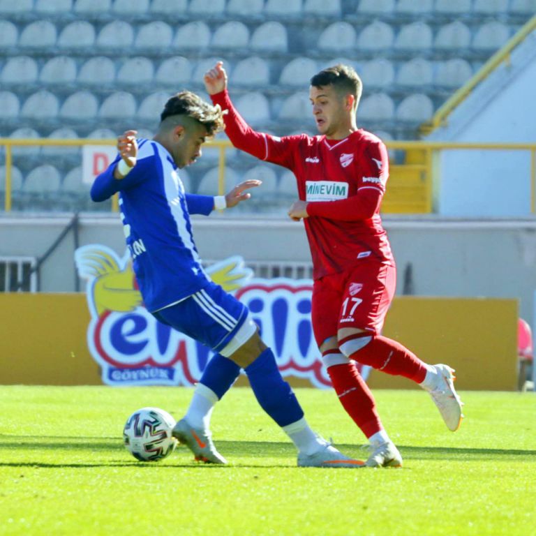 BOLUSPOR İLK GALİBİYETİNİ ALDI