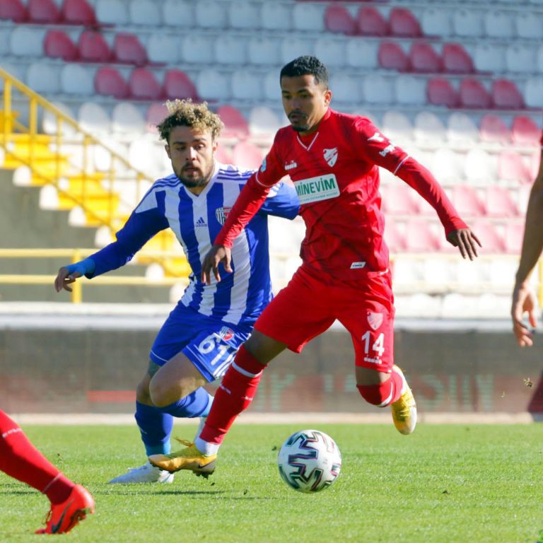 BOLUSPOR İLK GALİBİYETİNİ ALDI