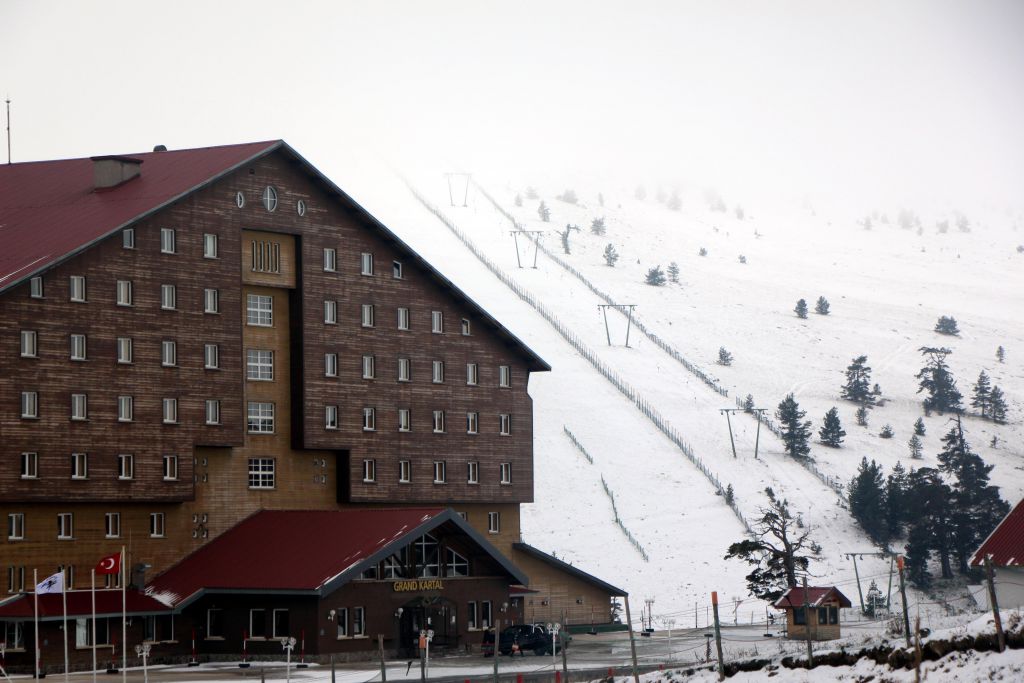 Turizmi bu kez de yasak vurdu