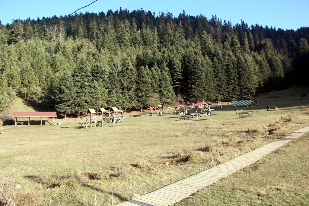 Abant Tabiat Parkı boş kaldı