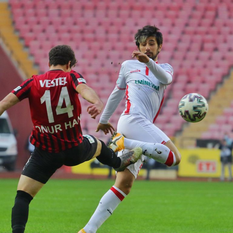 YENİ YIL BOLUSPOR'A YARADI