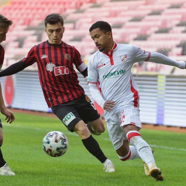 YENİ YIL BOLUSPOR'A YARADI