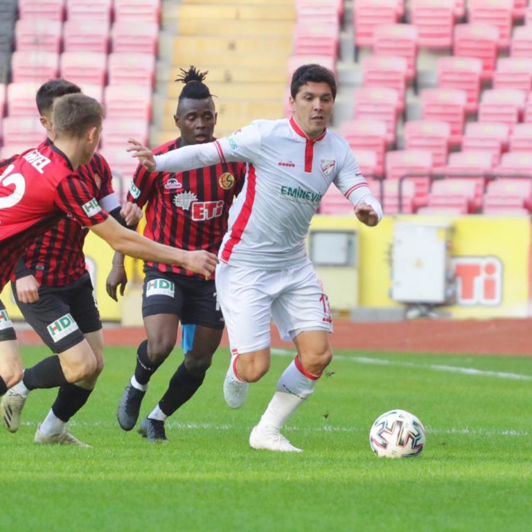 YENİ YIL BOLUSPOR'A YARADI