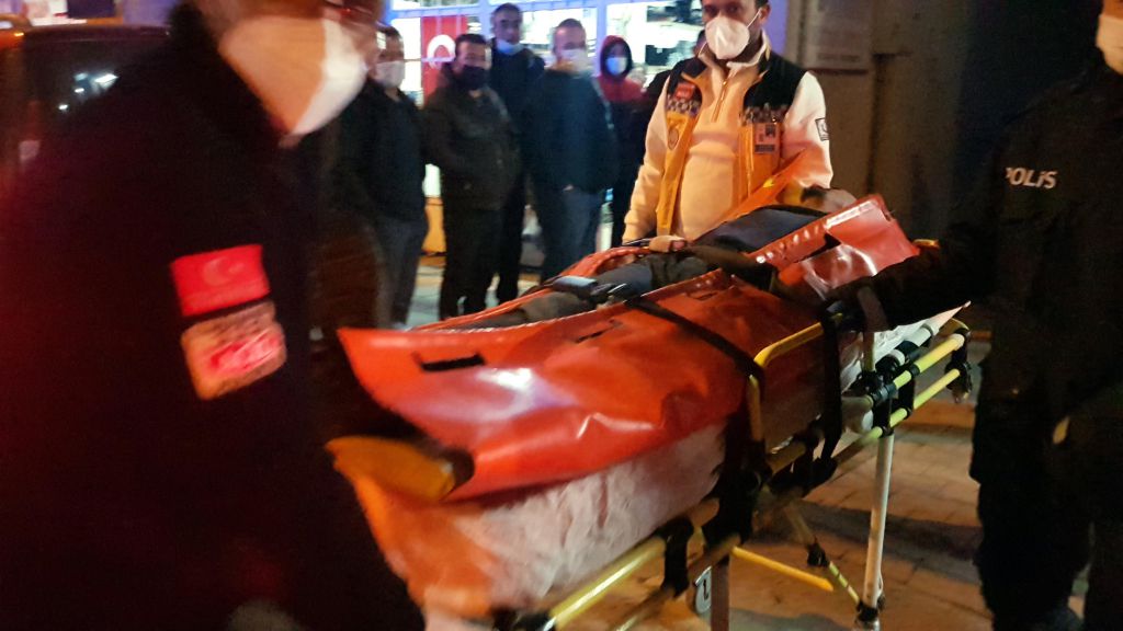 Birlikte içtiler eğlendiler ama sonu kanla bitti