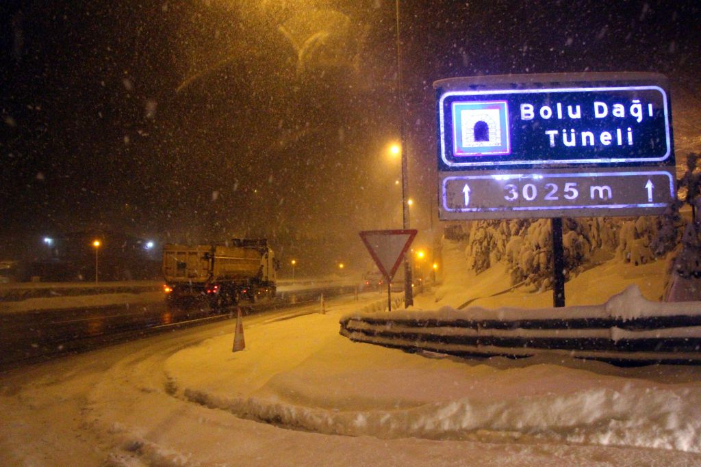 Bolu Dağı'nda ulaşım zor