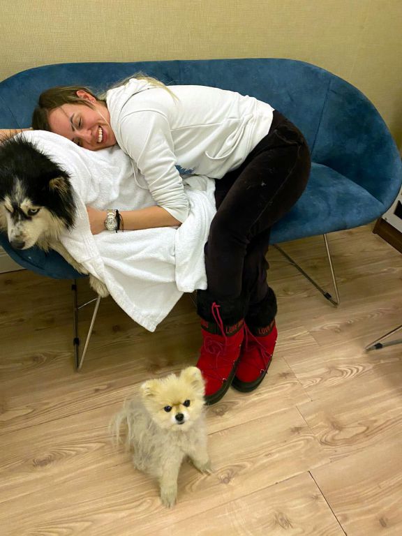 Buzları kıra kıra Lisa'yı kurtardılar