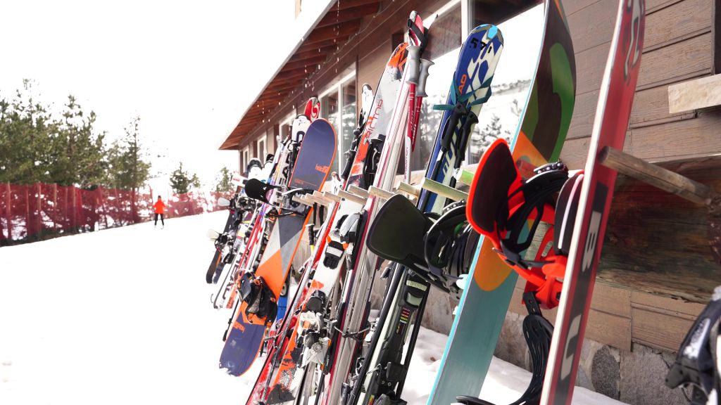 Kartalkaya'da turizmcilerin yüzü gülüyor