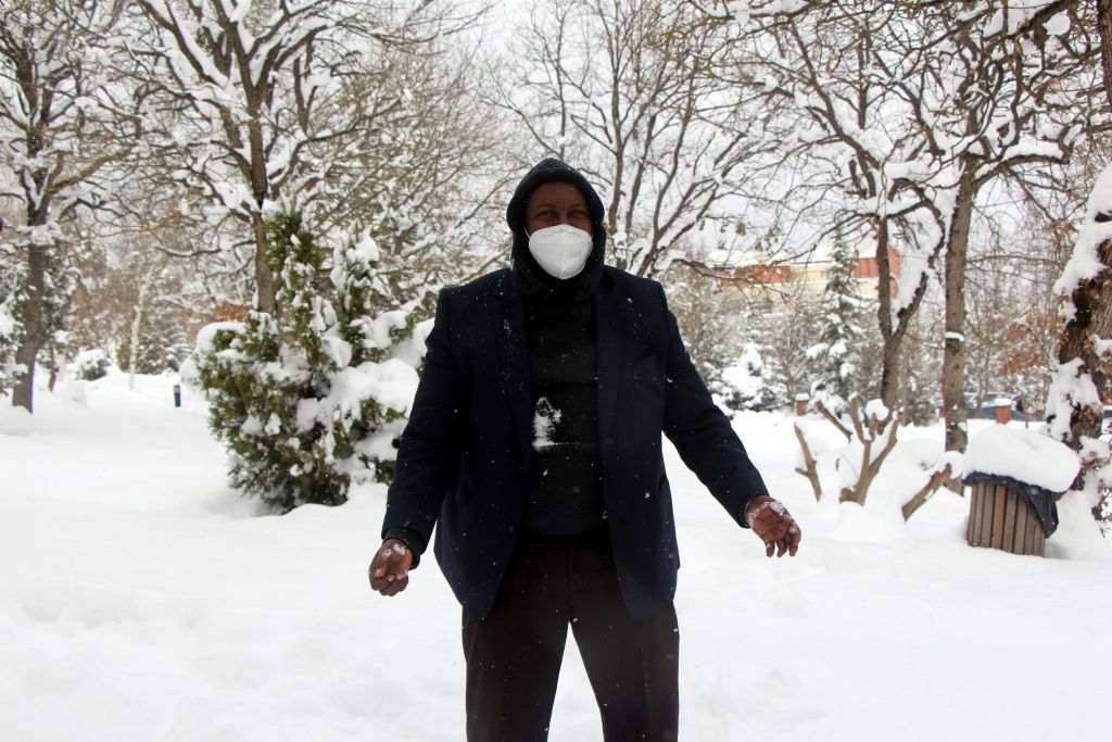 Somalili aile Bolu'da ilk defa karşılaştı
