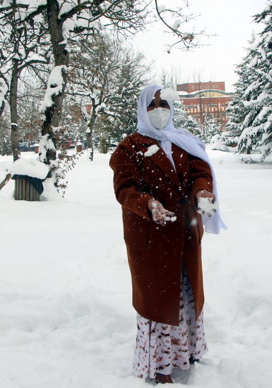 Somalili aile Bolu'da ilk defa karşılaştı