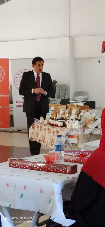 Bolu Gelincik Hanımeli büyümeye devam ediyor