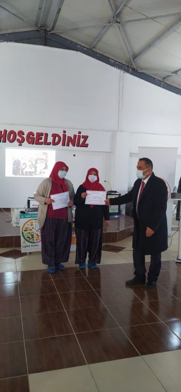 Bolu Gelincik Hanımeli büyümeye devam ediyor