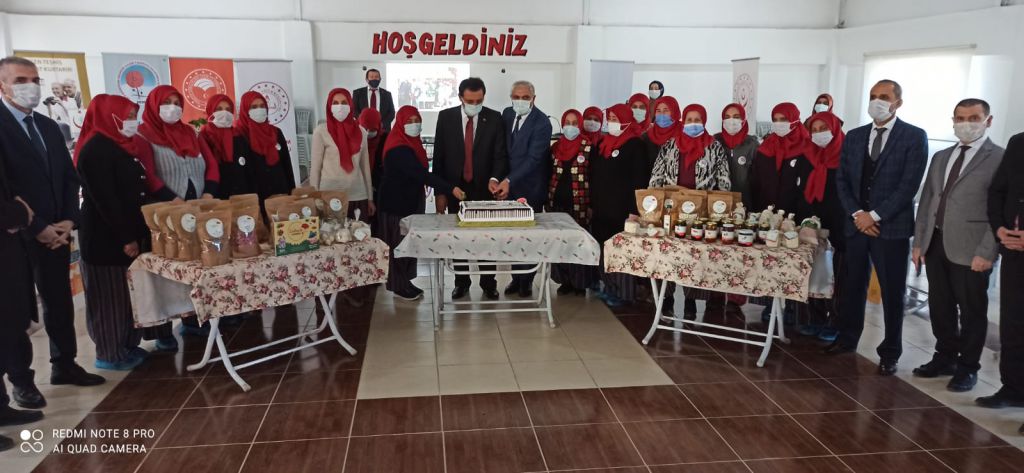 Bolu Gelincik Hanımeli büyümeye devam ediyor