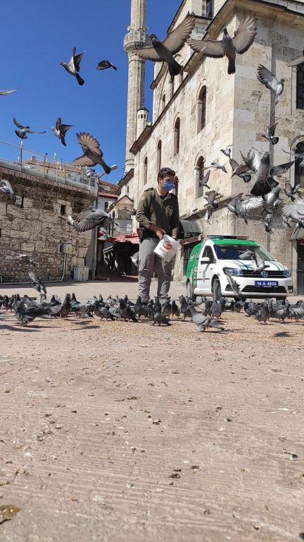 Canlar onlara emanet