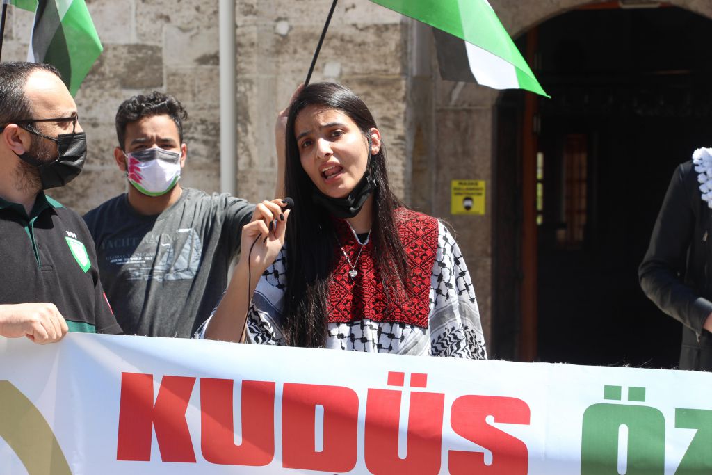 Dünya acılarımızı göz ardı ediyor