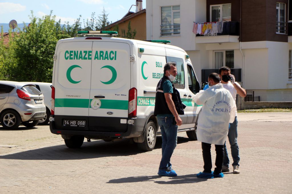 Evinde 1 hafta önce ölmüş