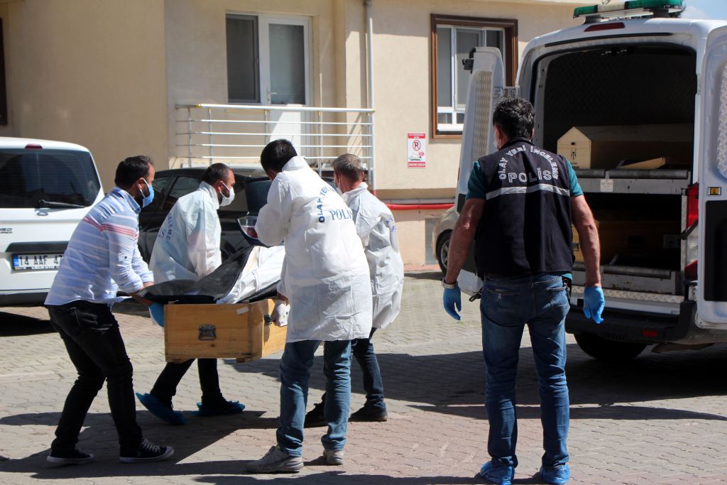 Evinde 1 hafta önce ölmüş