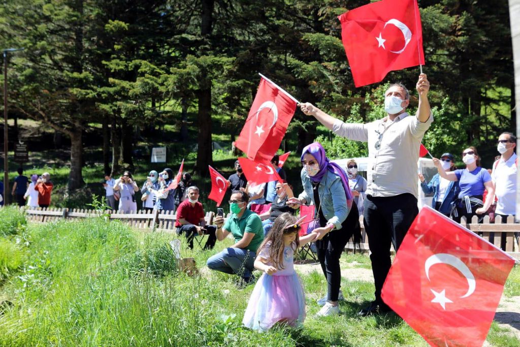 Konser renkli görüntülere sahne oldu