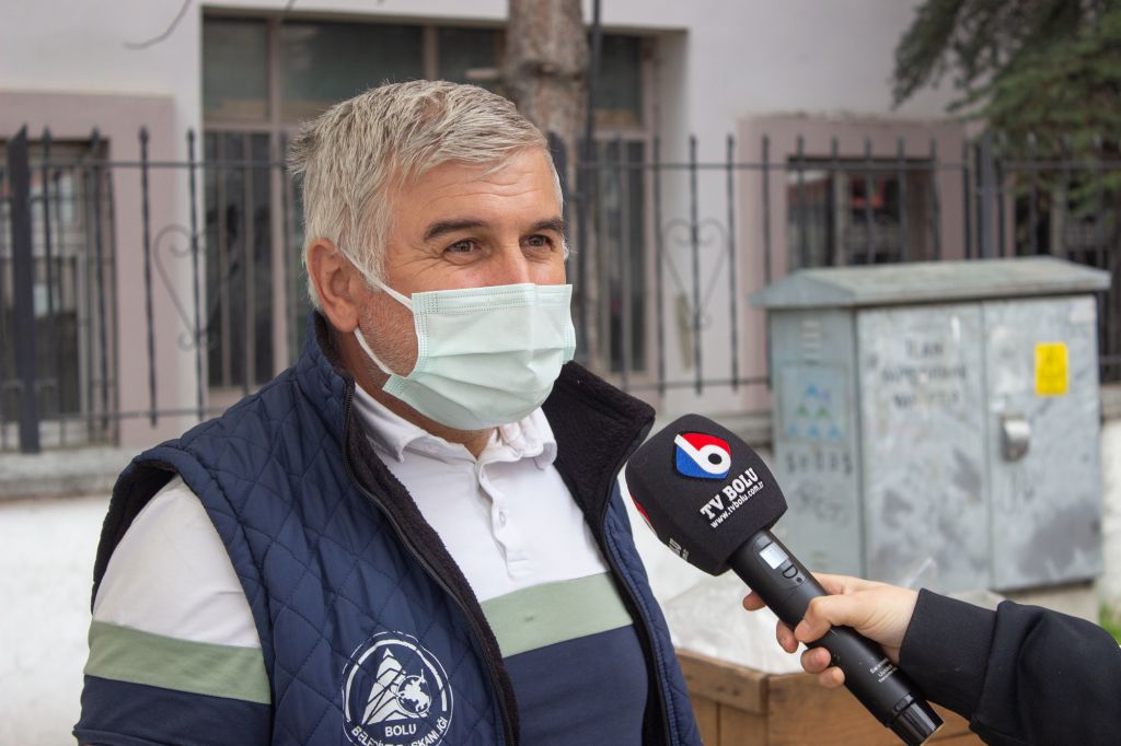 Ne alan memnun ne satan!