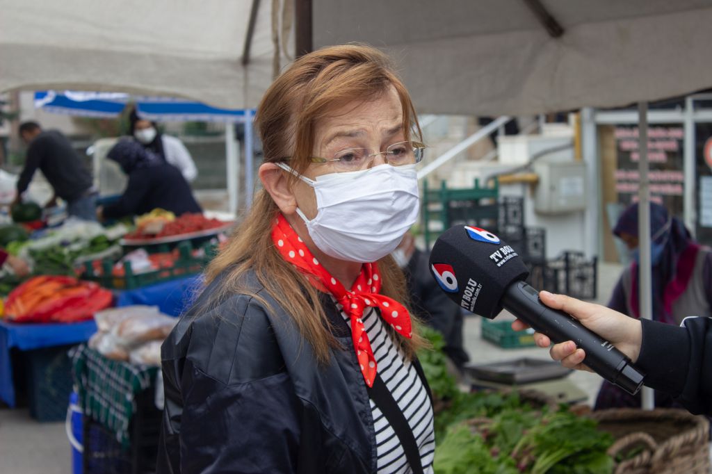 Ne alan memnun ne satan!