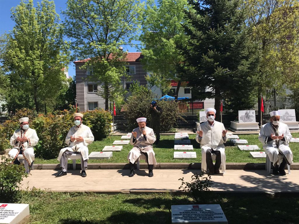 Şehitler dualarla anıldı