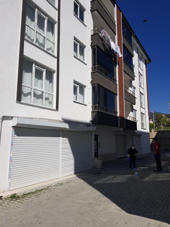 Rüya rüyasında 3. Kattan düştü