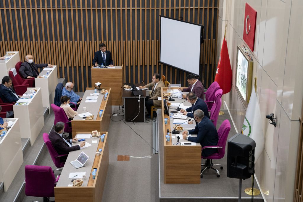 Aynı yolda iki kurum arasındaki hizmet farkı