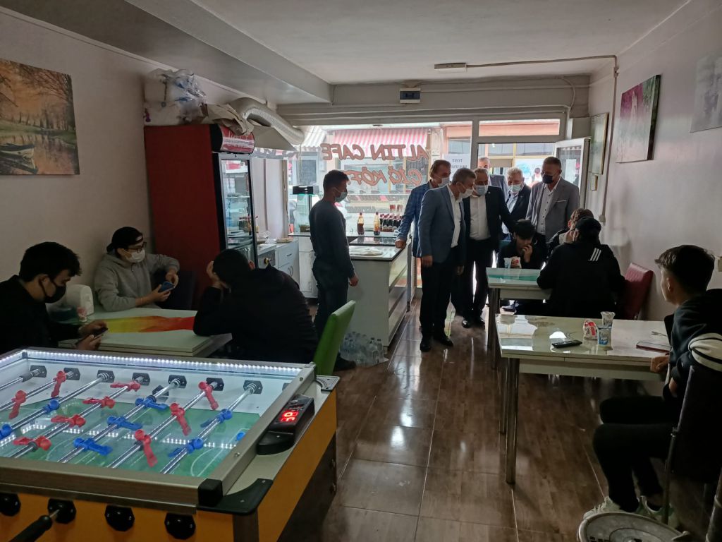 DÖRTDİVANLILAR AK PARTİ İL BAŞKANI SUAT GÜNER'E YOĞUN İLGİ GÖSTERDİ