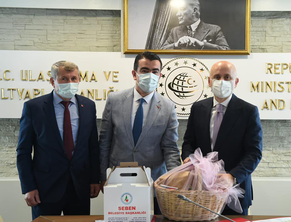 Başkan Kavak yol işinin peşini bırakmıyor