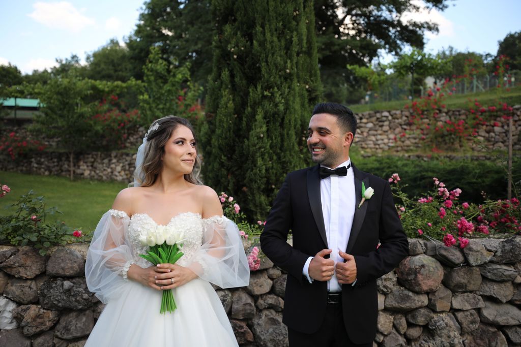 Çavuşoğlu ve Taşkıran ailelerinin mutlu günü