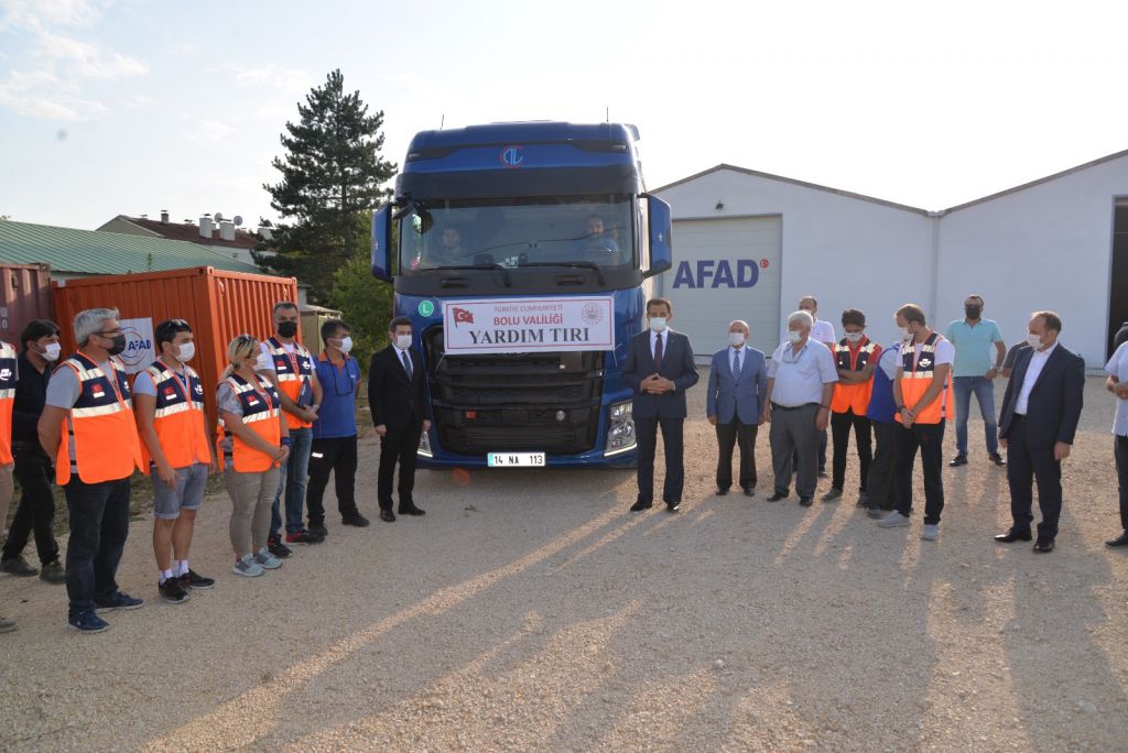 Ayni yardım tırı Kastamonu'ya gönderildi