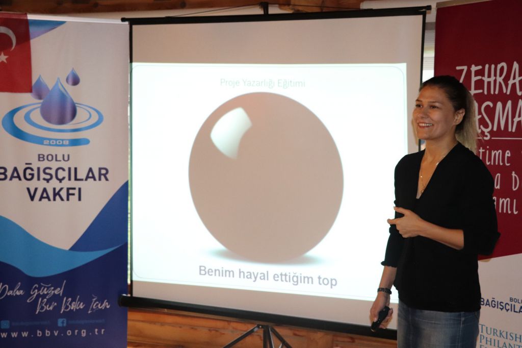 Cumhuriyet kadınının eğitim aşkı kız çocuklara gelecek oldu