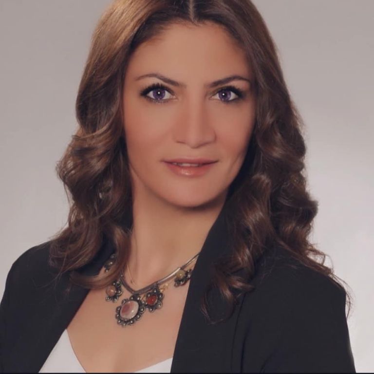 Belediyeden ihale aldı partisinden istifa etti