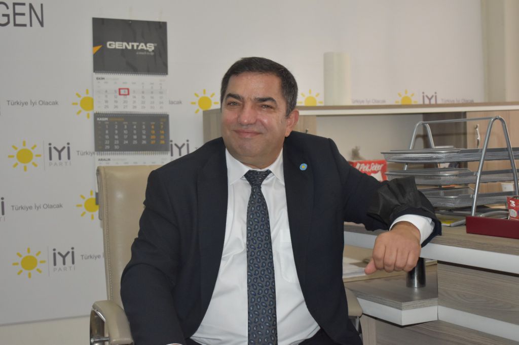 İYİ Parti Mengen'e çıkartma yaptı